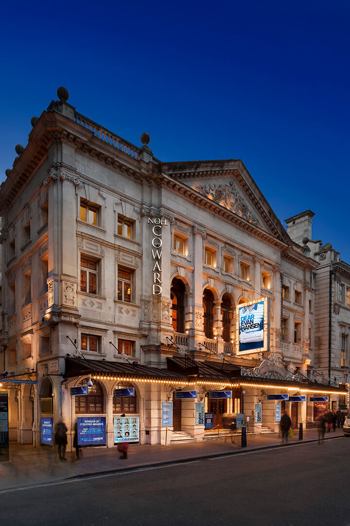 No&euml;l Coward Theatre front of house